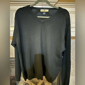 Tommy Bahama Men’s Black Pullover/sweater size Medium